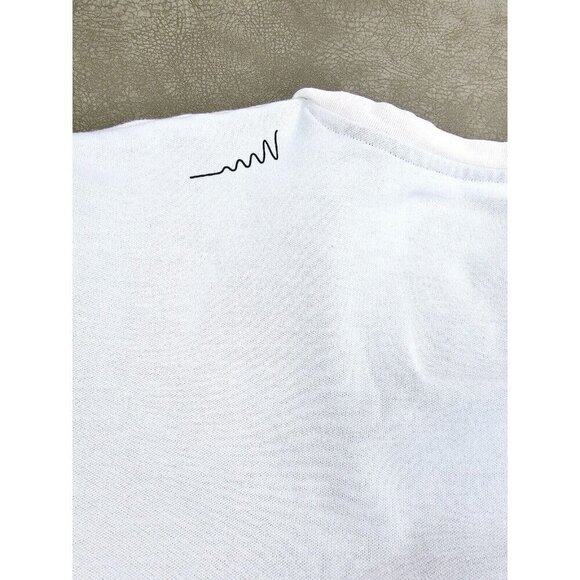 Lambs Size Large White Limited Edition 143/300 White Women Short Sleeve Logo Tee - Picture 6 of 11